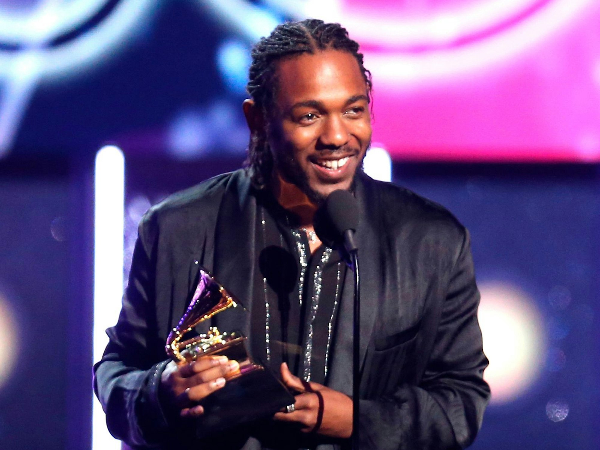 AKendrick Lamar, US-Rapper, erhält bei der Grammy Verleihung den Preis für das beste Rap Album.