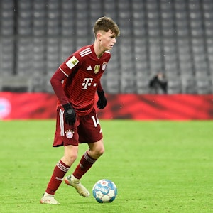 Paul Wanner am Ball in der Partie Bayern München – Borussia Mönchengladbach am 7. Januar 2022.