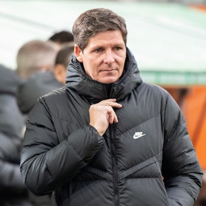Cheftrainer Oliver Glasner von Eintracht Frankfurt kommt zum Interview.