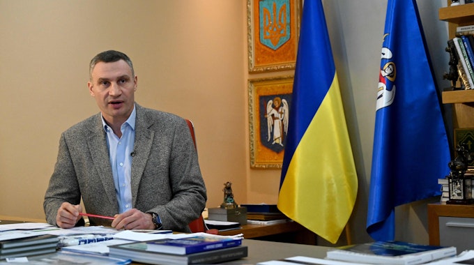 Ex.Schwergewichtsweltmeister Vitali Klitschko in seinem Büro in Kiew.