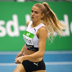 Alica Schmidt über 400 Meter in Aktion.