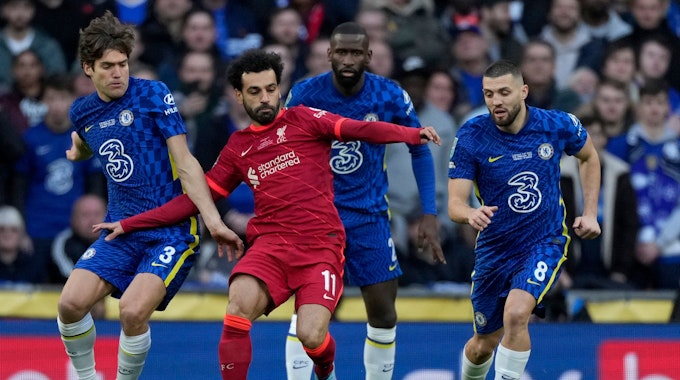 Liverpools Mohamed Salah am Ball gegen den FC Chelsea.
