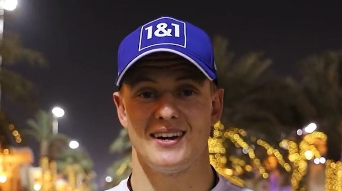 Mick Schumacher nach seiner Nachtschicht in Bahrain