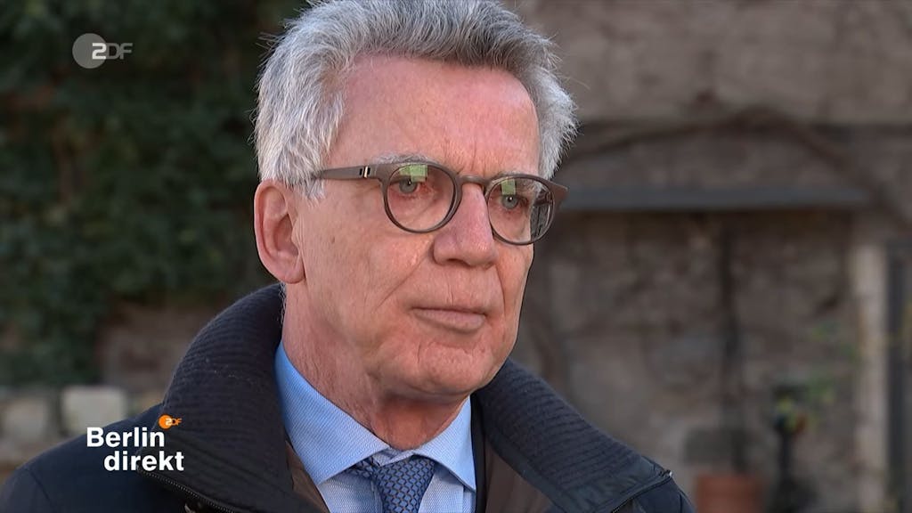 Der ehemalige Innenminister Thomas de Maizière (CDU) spricht bei „Berlin direkt“ am Sonntag (13. März) im ZDF über die Lage der Menschen, die vor dem Krieg in der Ukraine flüchten. Und leistet Abbitte.