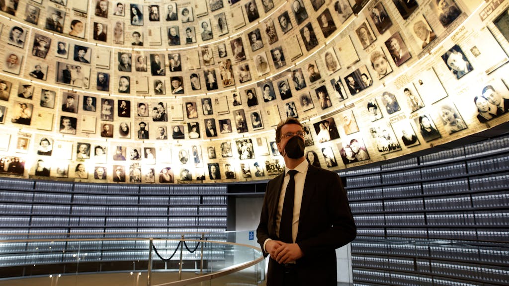 Ministerpräsident Wüst besuchte die israelische Holocaust-Gedenkstätte Yad Vashem in Jerusalem.