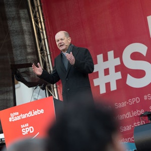 Bundeskanzler Scholz am Freitag (18. März) bei der Wahlkampfveranstaltung im Saarland.