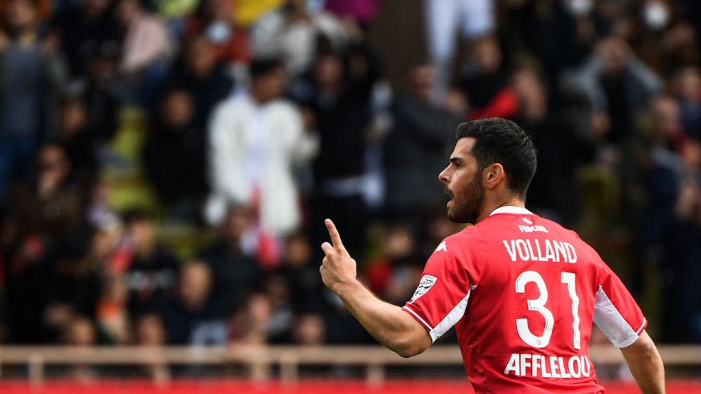 Monaco-Torjäger Kevin Volland jubelt nach seinem Treffer gegen Paris.