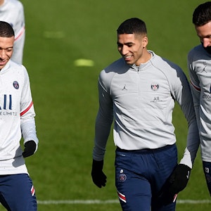 Kylian Mbappé, Achraf Hakimi und Julian Draxler im Training von Paris Saint-Germain.