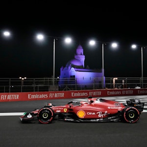 Charles Leclerc aus Monaco vom Team Ferrari beim Training zum Grand Prix von Saudi-Arabien.