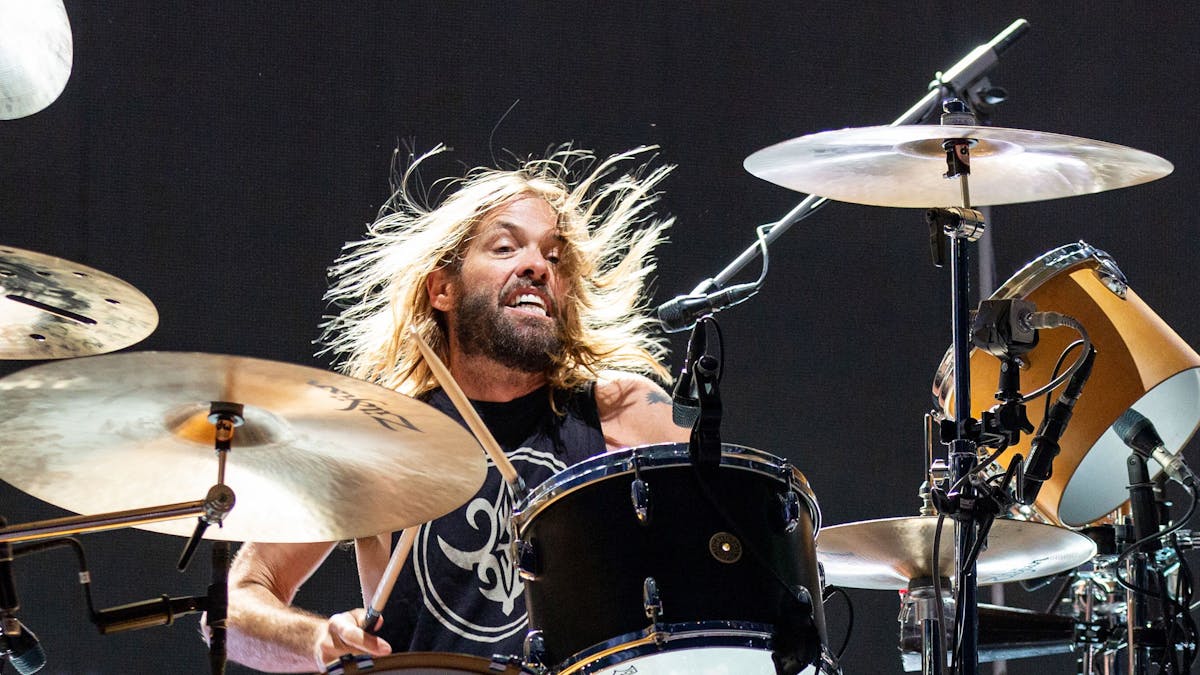 Taylor Hawkins, Schlagzeuger der Foo Fighters, spielt am 19. Mai 2019 mit seiner Band während des Sonic Temple Music Festivals in Columbus, Ohio.