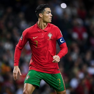 Cristiano Ronaldo ist der Kapitän von Portugal im Spiel gegen die Türkei.
