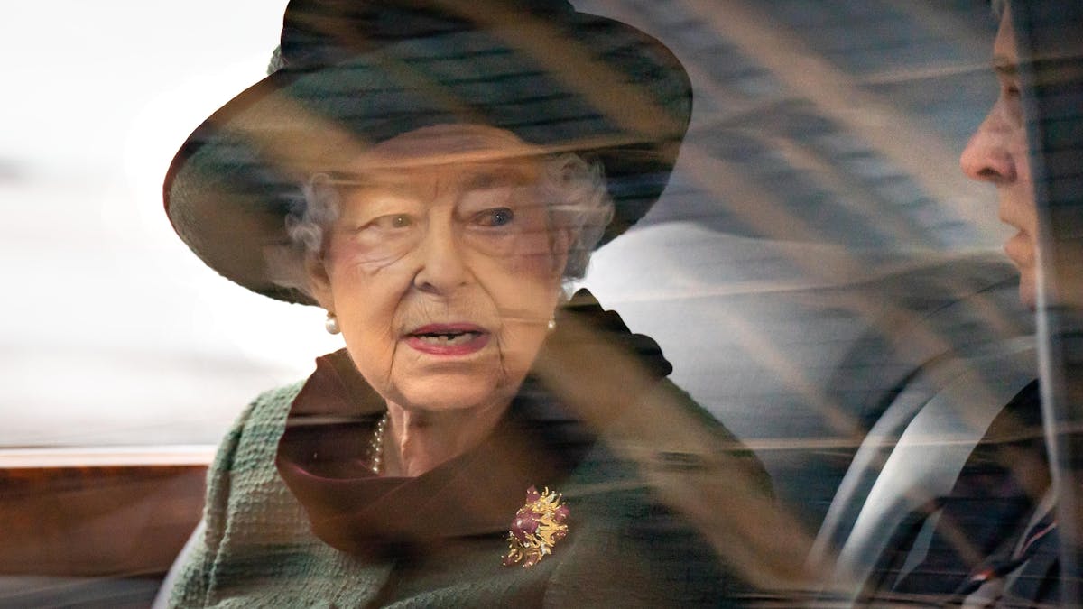 Die britische Königin Elizabeth II. verlässt die Westminster Abbey nach einem Gedenkgottesdienst für Prinz Philip. Der Ehemann von Queen Elizabeth II. starb am 9. April 2021.
