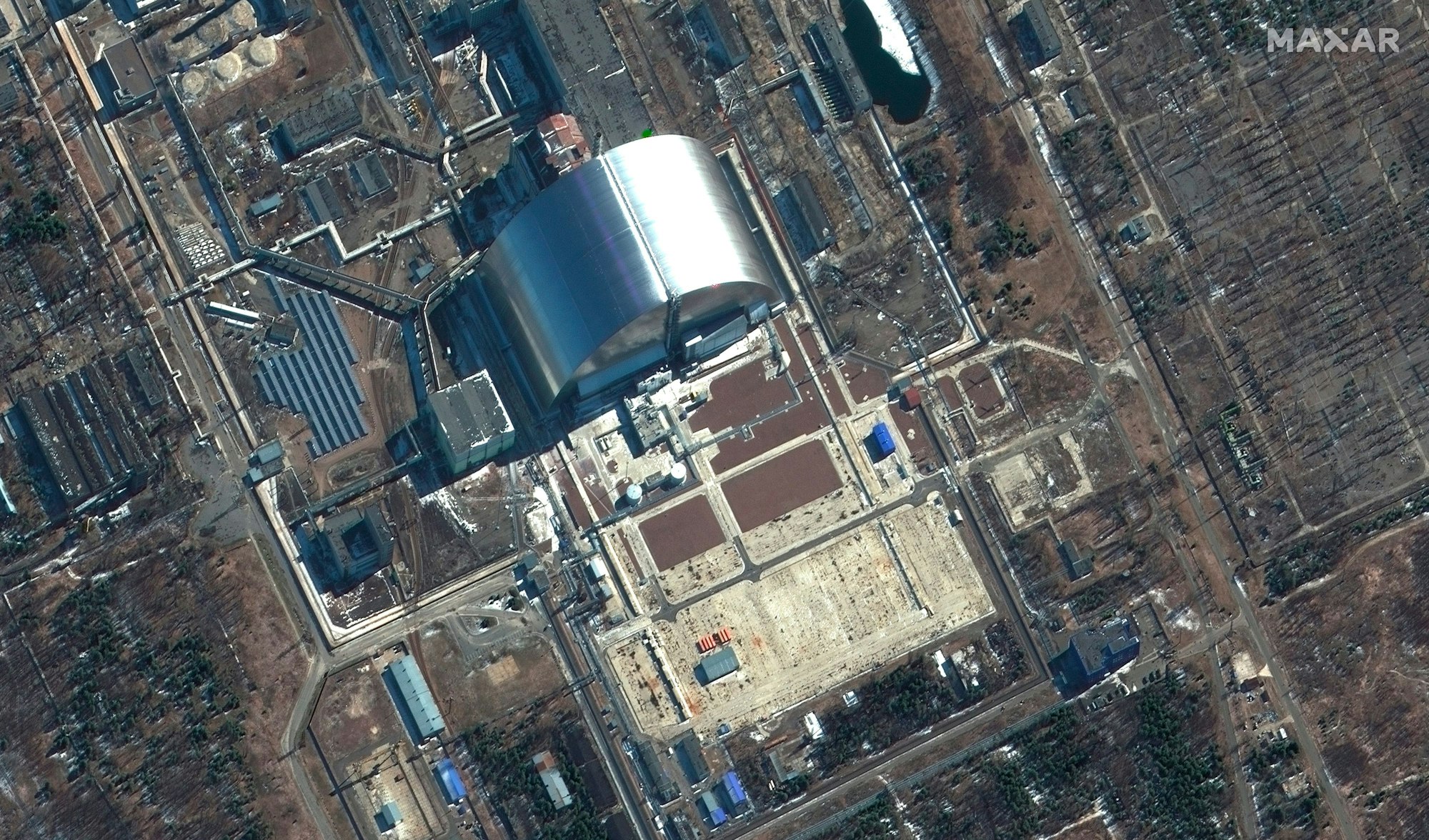 Dieses von Maxar Technologies zur Verfügung gestellte Satellitenbild zeigt eine Nahaufnahme der Nuklearanlagen von Tschornobyl in der Ukraine während der russischen Invasion am Donnerstag, dem 10. März 2022.