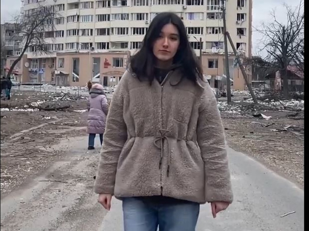 Valeria, besser bekannt unter ihrem TikTok-Namen „Valerisssh“ zeigt auf der Plattform sowie auf Instagram ihren Alltag während des Ukraine-Kriegs. Nun berichtet sie, dass ein enges Familienmitglied gestorben ist.
