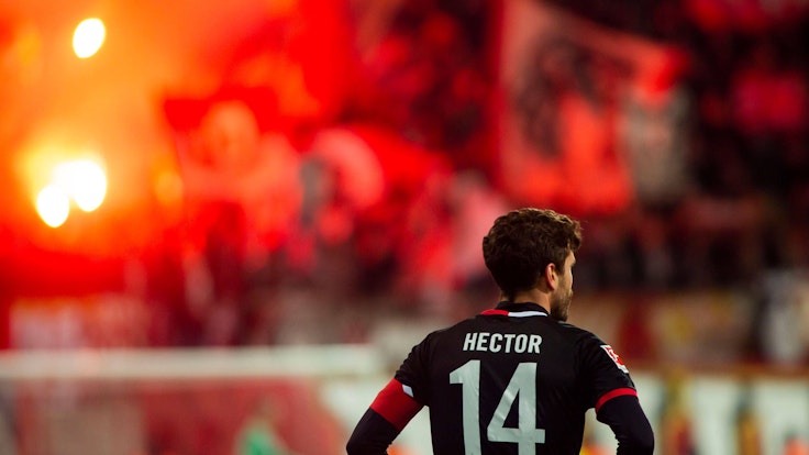 Jonas Hector spielt für den 1. FC Köln gegen Union Berlin.