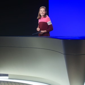 „Tagesthemen“: Die zwölfjährige Ella sprach im April 2022 in der ARD vor Millionen Menschen.