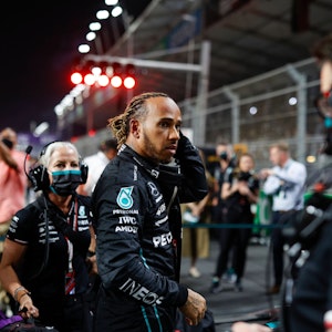 Lewis Hamilton auf der Rennstrecke in Jeddah (Saudi-Arabien)