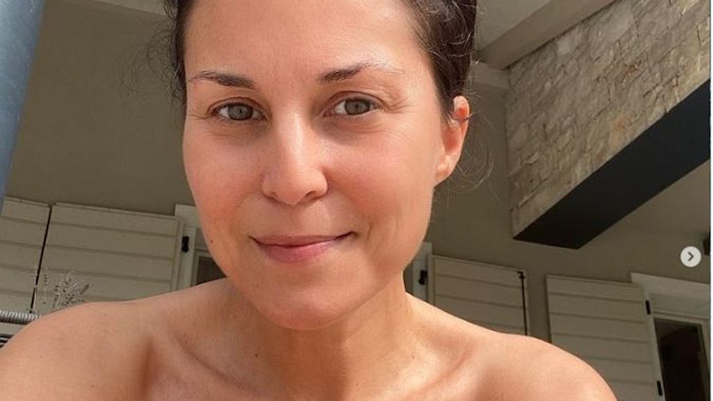 Sat.1-„Frühstücksfernsehen“-Moderatorin Vanessa Blumhagen zeigt viel Haut auf Instagram. Das Foto postete sie am 26. September auf Instagram. 