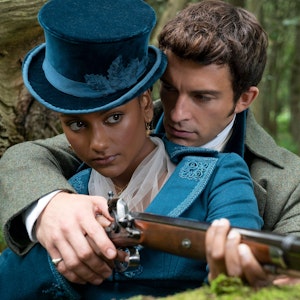 Bridgerton Simone Ashley als Kate Sharma mit Jonathan Bailey als Anthony Bridgerton (r.) in einer Szene der Serie Bridgerton.