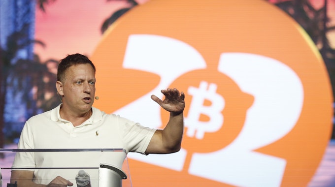 Paypal-Mitgründer Peter Thiel spricht auf der Bitcoin-Konferenz.