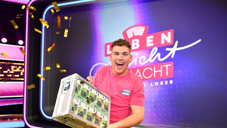 Für seine sensationelle Leistung wurde Patrick (25) mit einer Siegprämie von 50.000 Euro belohnt.