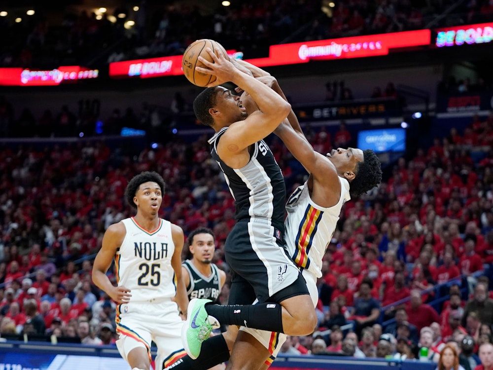 Die New Orleans Pelicans spielen gegen San Antonio Spurs um die letzten Playoff-Tickets (14. April 2022).
