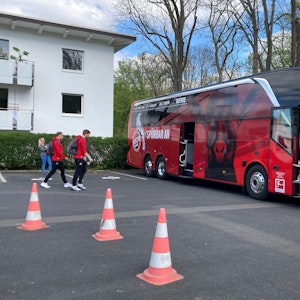 Der 1. FC Köln auf dem Weg nach Mönchengladbach