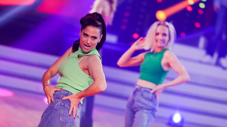 Amira Pocher Moderatorin, tanzt in der RTL-Tanzshow Let's Dance 2022.