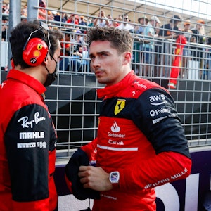 Die Uhr stets am Handgelenk: Leclerc zeigt sich auch noch kurz vor dem Rennen in Australien mit seinem teuren Schmuckstück.