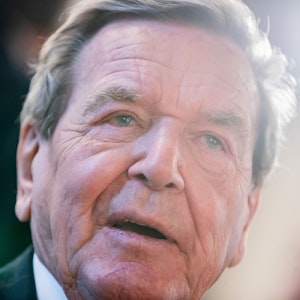 Altkanzler Gerhard Schröder hat der „New York Times“ ein Interview gegeben. Das Bild zeigt Gerhard Schröder am 9. Dezember 2021.