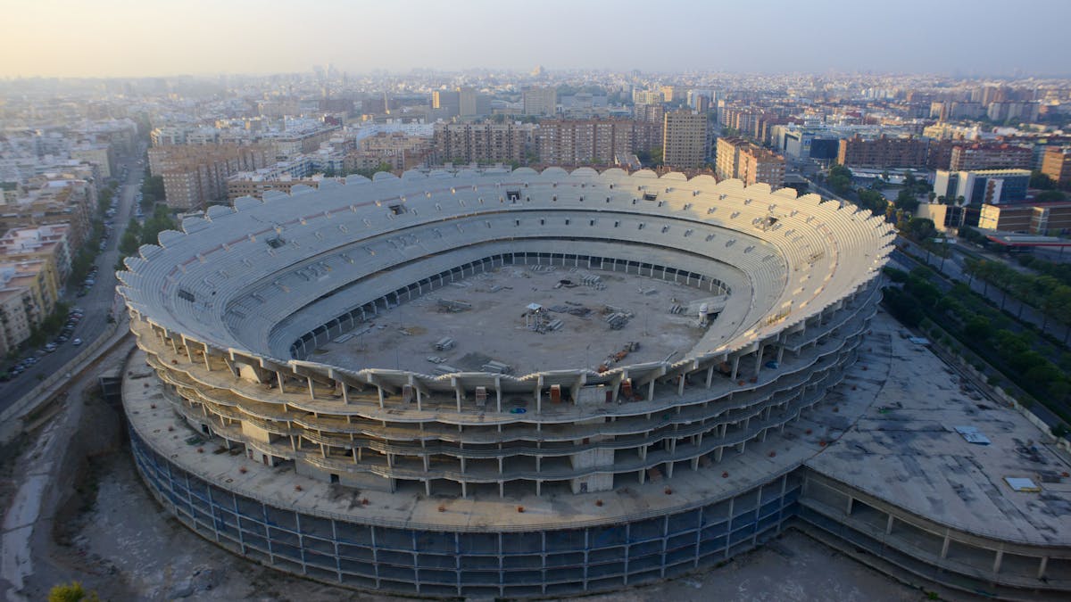 Die stillgelegte Stadion-Baustelle des Nou Mestalla in Valencia