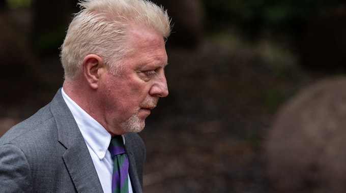 Boris Becker vor dem Gerichtsgebäude in London.