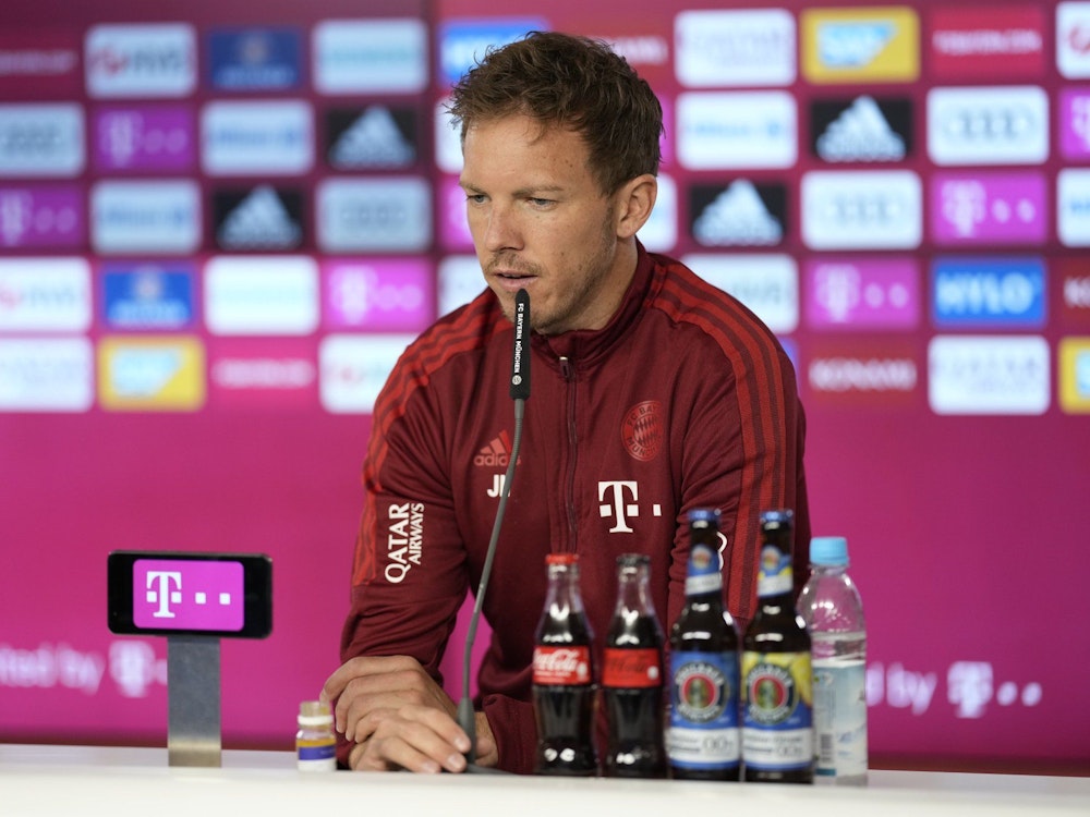 Bayern-Trainer Julian Nagelsmann beim Pressegespräch.