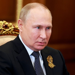 Wladimir Putin rechtfertigte den Krieg gegen die Ukraine bei der Parade.