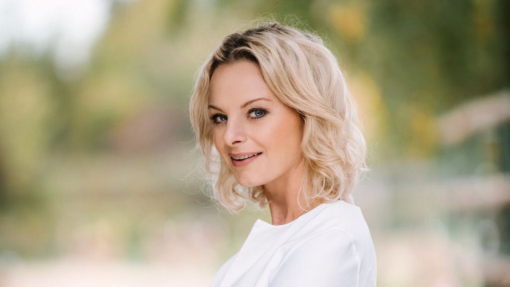 Susanne Steiger zählt zu den beliebtesten Händlerinnen der ZDF-Trödelshow „Bares für Rares“.