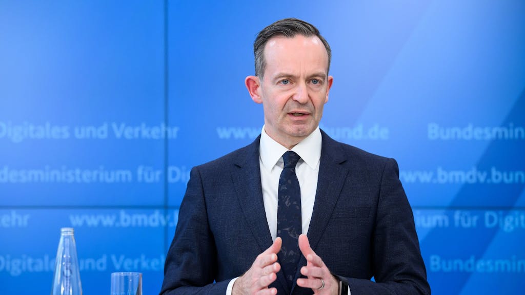 Volker Wissing (FDP) spricht bei einer Pressekonferenz am 5. April 2022.