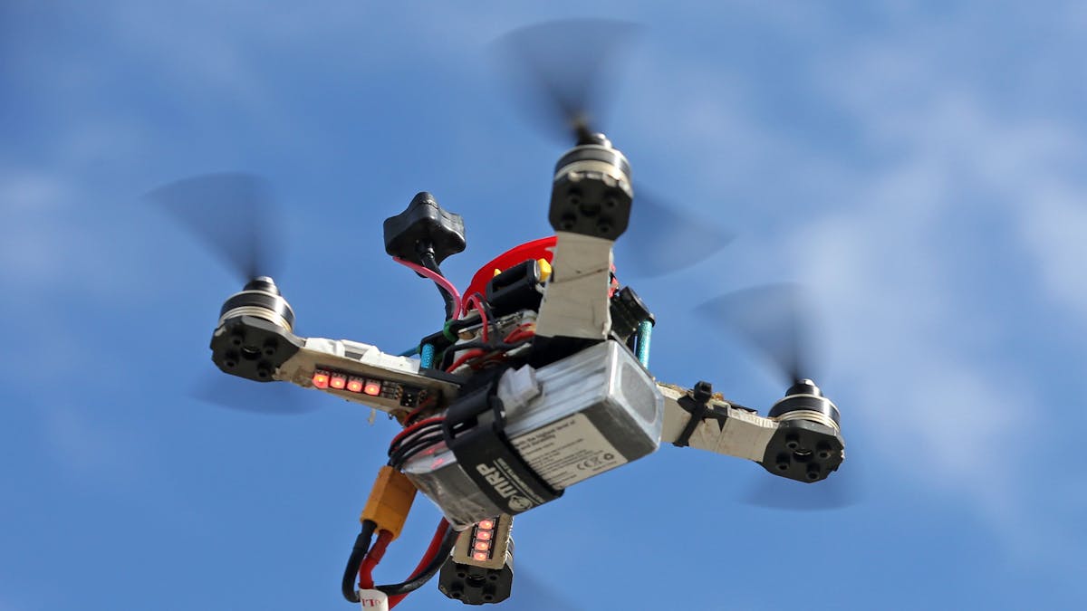 Einfach nur ein Spielzeug? Ganz im Gegenteil: So hilfreich können Drohnen eingesetzt werden. Das undatierte Symbolfoto zeigt eine Drohne.