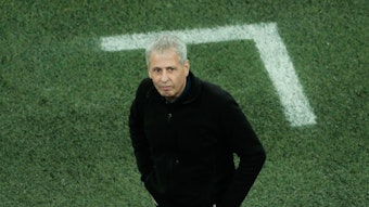 Lucien Favre soll zum zweiten Mal Trainer von Borussia Mönchengladbach werden. Jetzt könnte möglicherweise ein anderer Ex-Verein dazwischenfunken. Dieses Foto stammt vom 8. Dezember 2020.