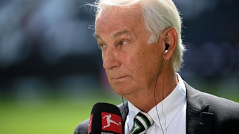 Rainer Bonhof, Vize-Präsident von Borussia Mönchengladbach, hier am 8. Mai 2022 im Interview, hat für die Trainersuche Geduld eingefordert.