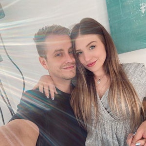 Das Selfie mit ihrem Mann Julian (@Julienco) lud Influencerin Bibi Claßen, bekannt als BibisBeautyPalace, am 1. August 2020 auf ihrem Instagram-Kanal hoch. EXPRESS.de hat einen Screenshot zur Berichterstattung über Bibi gemacht. Foto: instagram.com/bibisbeautypalace