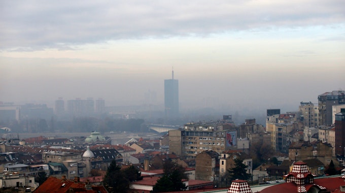 Die serbische Hauptstadt Belgrad ist am 7. Dezember 2018 in Nebel gehüllt.