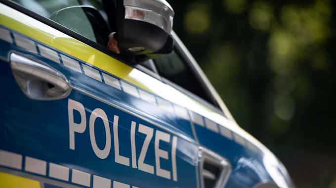 Ein Streifenwagen der Polizei-NRW am 17. September 2020 mit dem Schriftzug «Polizei»