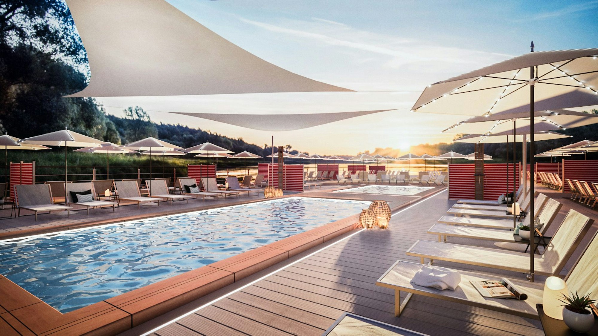 Luxus pur auf 135 Meter Länge: zwei Pools und Sonnenliegen auf dem Freideck der A-Rosa Sena.