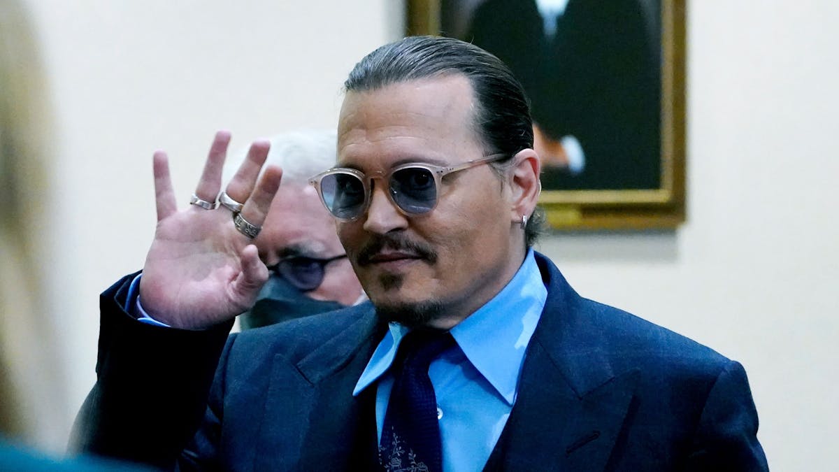 Johnny Depp betritt den Gerichtssaal am 5. Mai 2022.
