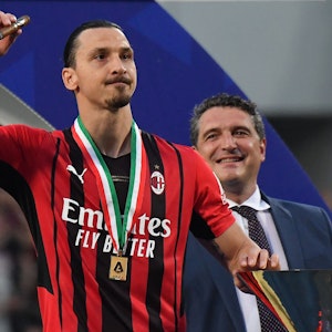 Zlatan Ibrahimovic feierte mit der AC Milan den Gewinn der italienischen Meisterschaft.