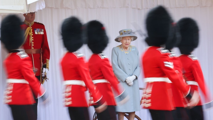 Die Leibgarde von Königin Elizabeth II. von Großbritannien, hier im Juni 2021 bei der Militärparade zu ihrem 95. Geburtstag, steht unter schwerem Verdacht.