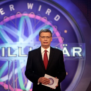Günther Jauch moderiert die am 09.11.2010 in Köln die Aufzeichnung der Sendung „Wer wird Millionär? - Prominenten-Special“.