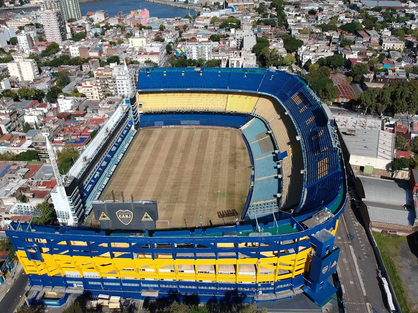 Das Stadion La Bombonera mitten in der argentinischen Metropole Buenos Aires.