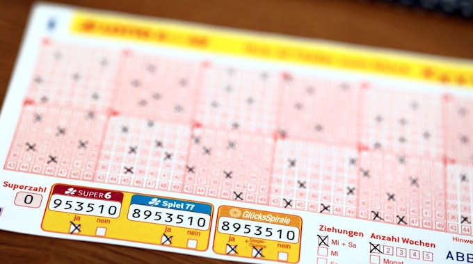 Lotto am Samstag (2.7.22): Die Gewinnzahlen zur Ziehung heute um 19.25 Uhr gibt es auf EXPRESS.de.