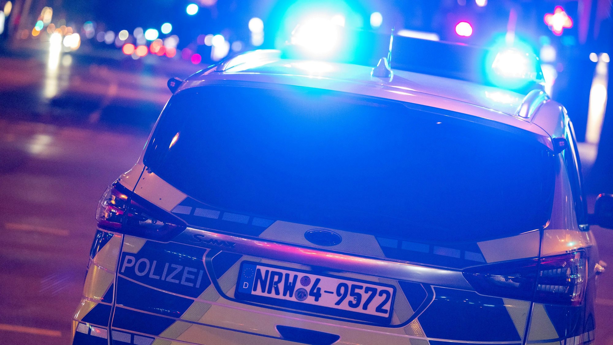 Eine Streife der Polizei Köln